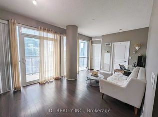 352 Front St W #1407, Toronto, ON M5V 0K3