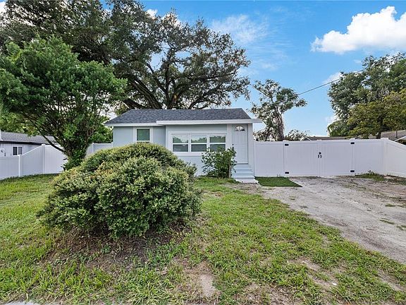 4th image of 8714 N BLVD
