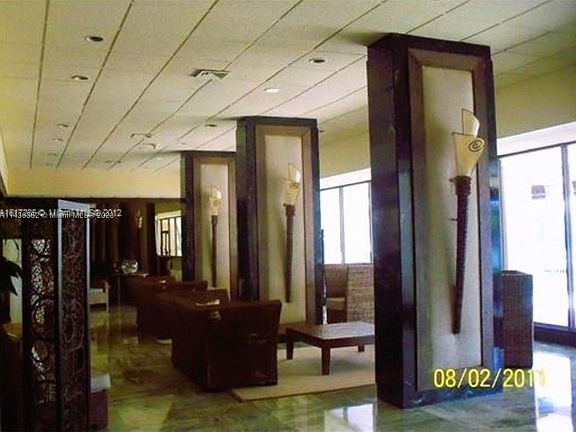 2nd image of 500 Bayview Dr APT 432