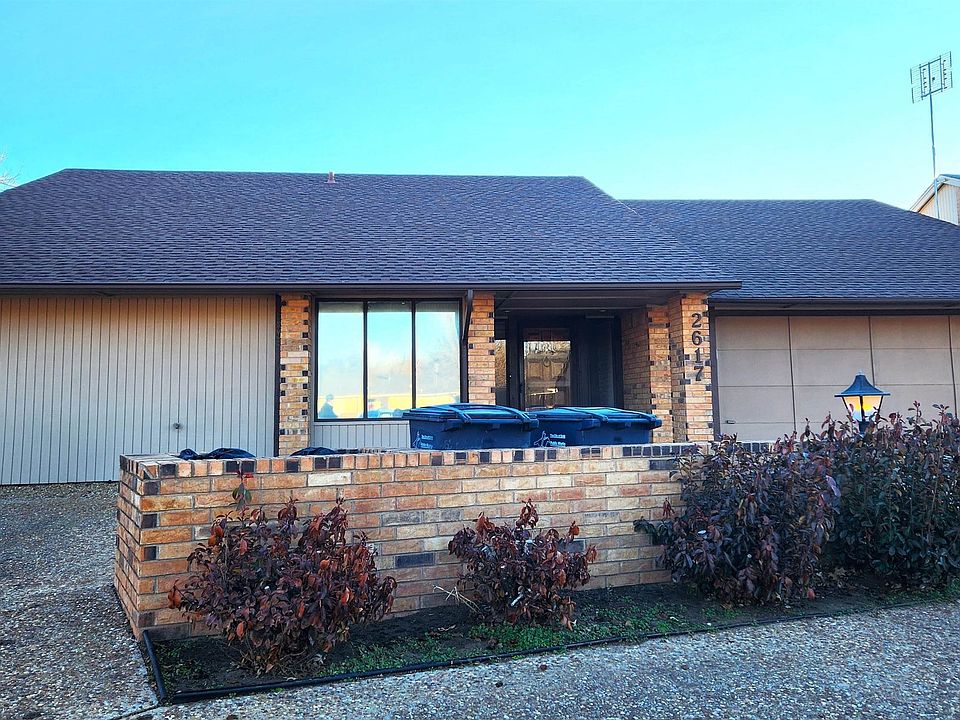 1st image of 2617 Rosewood Cir