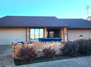 2617 Rosewood Cir, Enid, OK 73703
