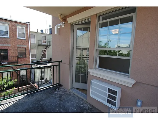 Rented by Aclawrence | media 27