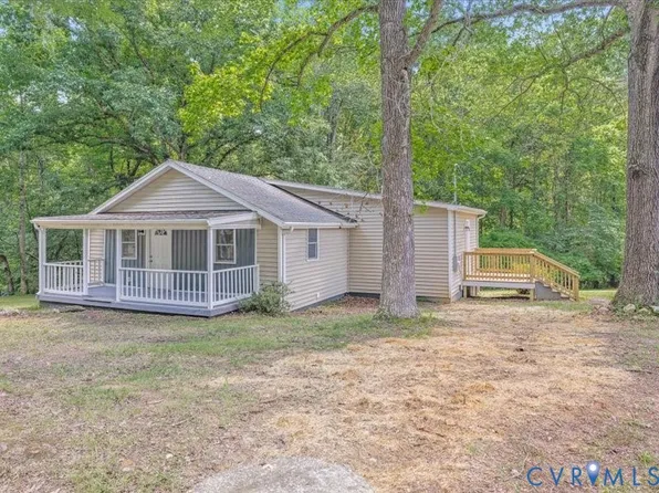 9701 Colemans Lake Rd, Ford, VA 23850