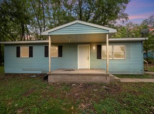 979 S 5th St, Frankfort, IN 46041