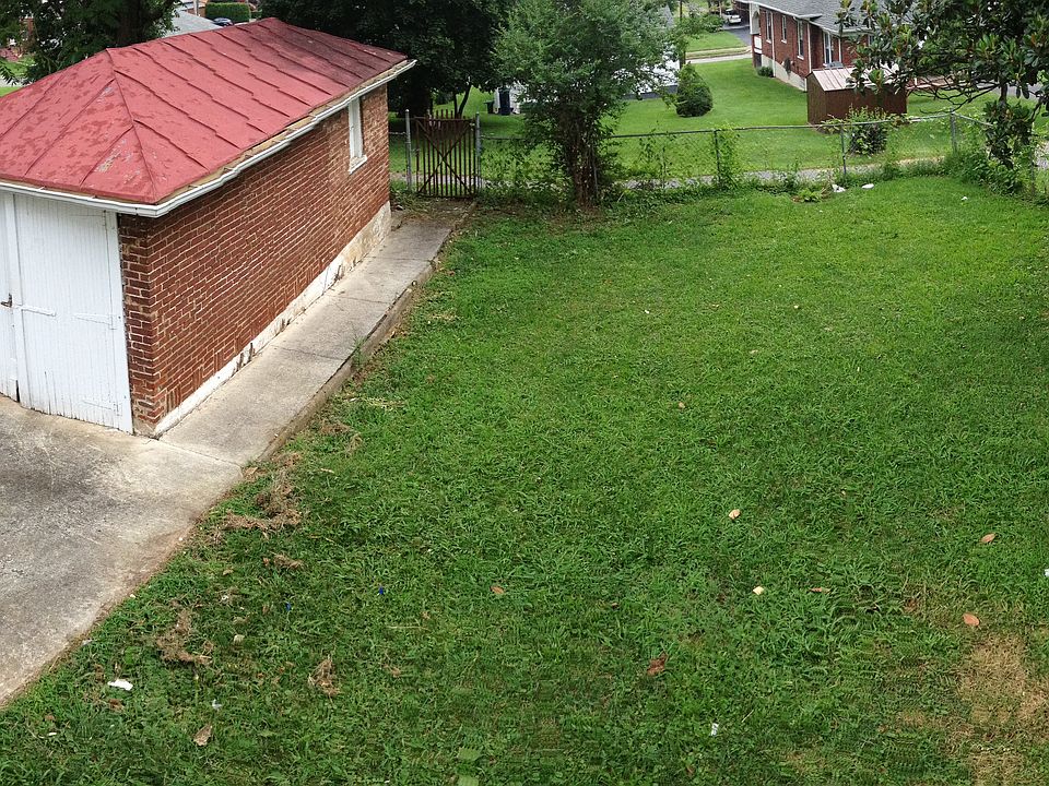 1st image of 1221 Staunton Ave NW