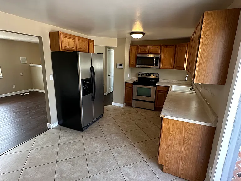 6622 S Georgia Dr — Photo 7
