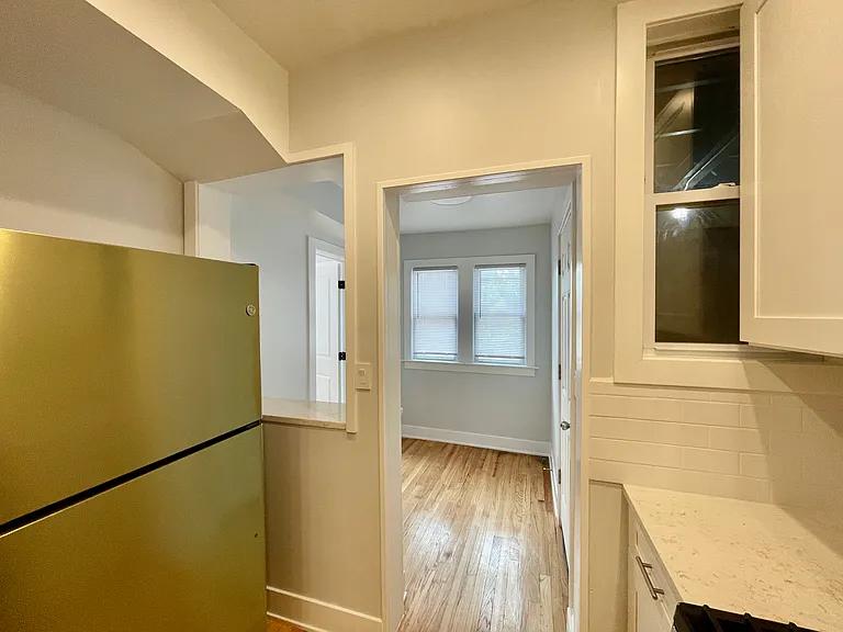 4853 W Augusta Blvd #2 — Photo 17