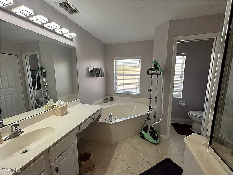 9450 Silver Pine Loop — Photo 23