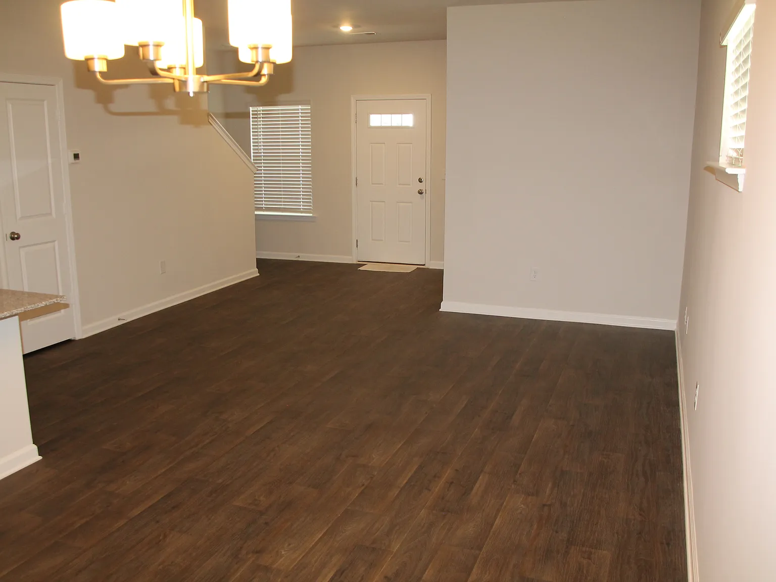 121 Foundation Way — Photo 4