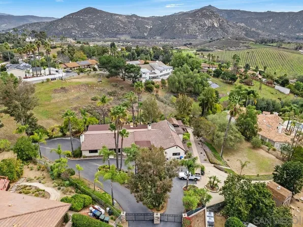 3548 Ryan Dr, Escondido, CA 92025