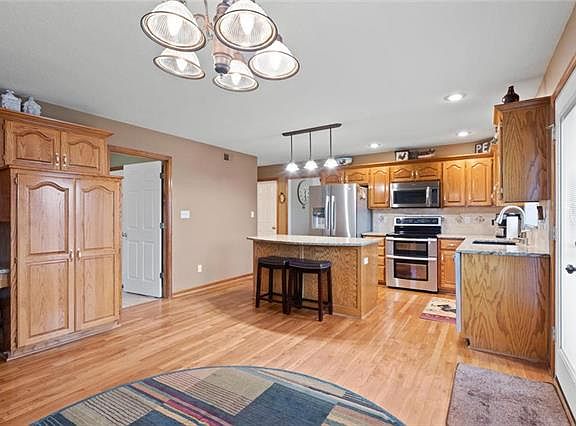 4th image of 3011 SW Shrout Creek Dr
