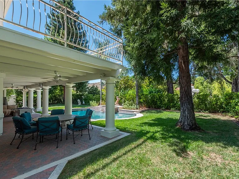 5267 Newcastle Ln — Photo 31