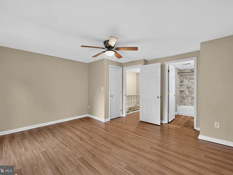 8700 Calvert Cliff Ct — Photo 14