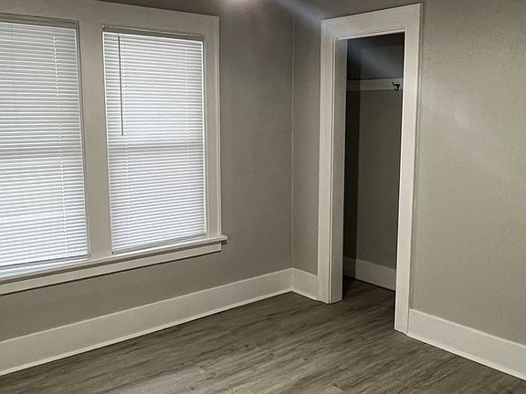 2nd image of 2042-2046 W 4th St #5