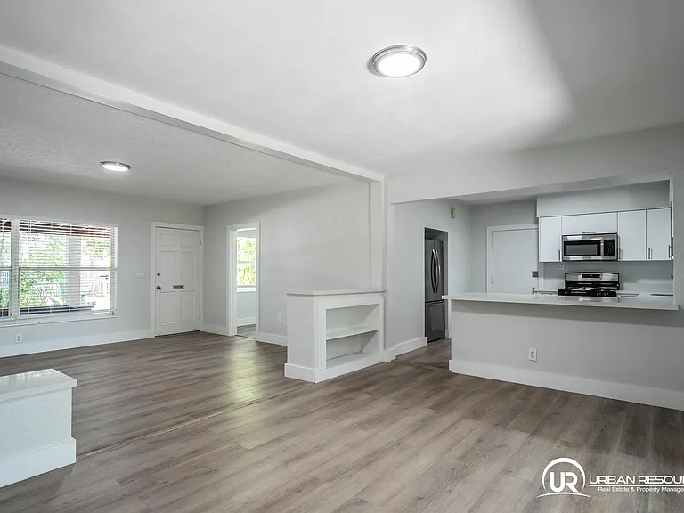 1691 NE 143rd St — Photo 15