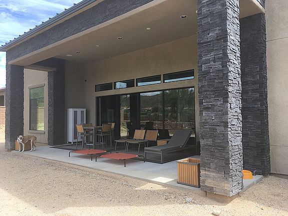 large patio 14 ft ceiling