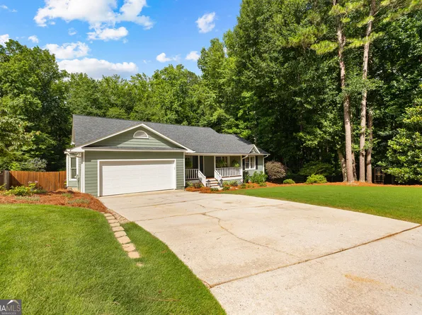 431 Hampton Grn, Peachtree City, GA 30269