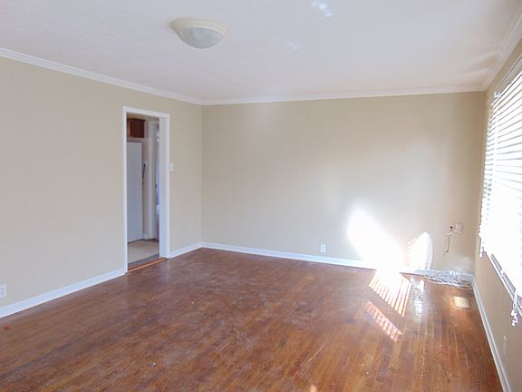 5th image of 4725 Hazelnut Dr
