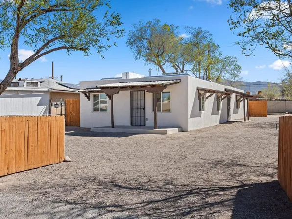 210 Texas St NE, Albuquerque, NM