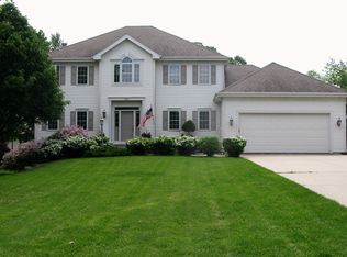 2734 Jasmine Dr, Fitchburg, WI 53711