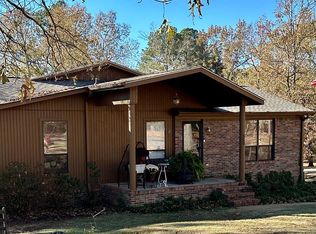 559 Hillside Dr, Adamsville, TN 38310