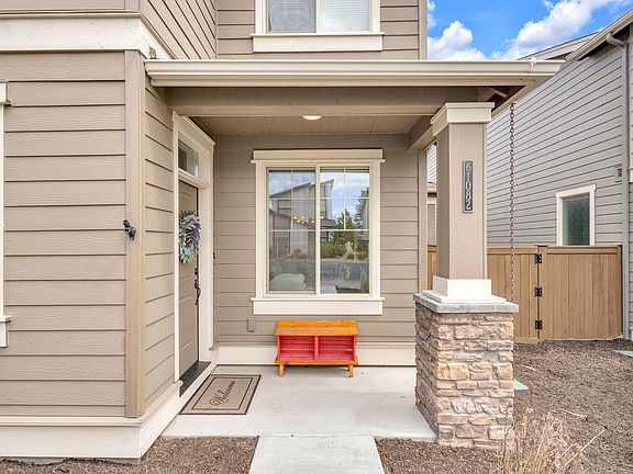3rd image of 61082 SE Sydney Harbor Dr