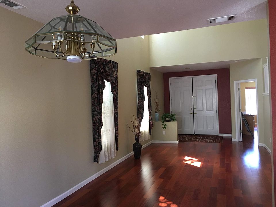 1st image of 4481 Peacock Ct