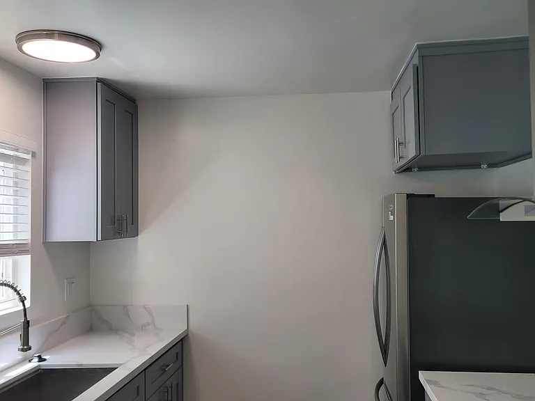 1208 Amethyst St #B — Photo 7