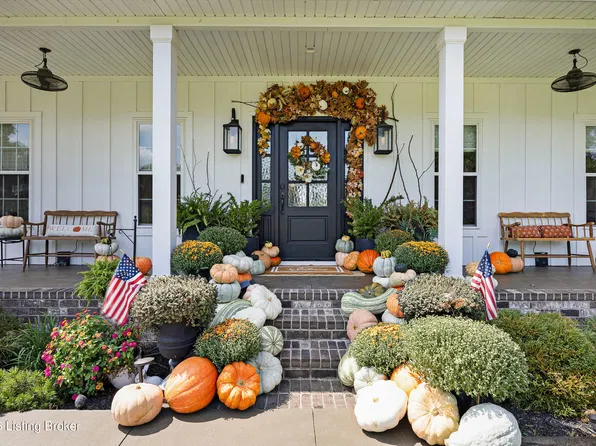 100 Bryant Rd, Elk Horn, KY 42733