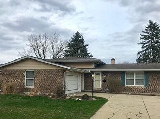 645 Eichler Dr, Dundee, IL 60118