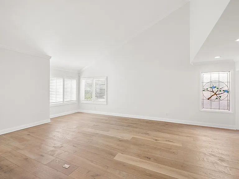 5442 Alfonso Dr — Photo 4