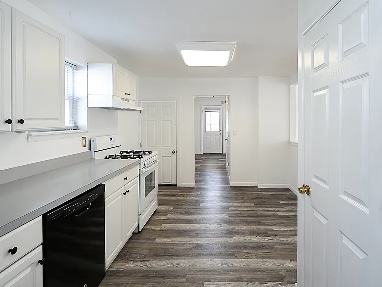 237 Fulton St — Photo 19