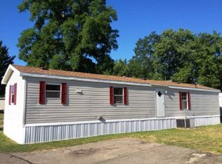 49 Paul St, Jackson, MI 49203