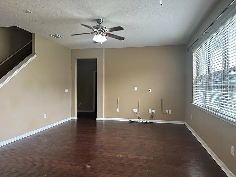 3034 Winglewood Cir — Photo 11