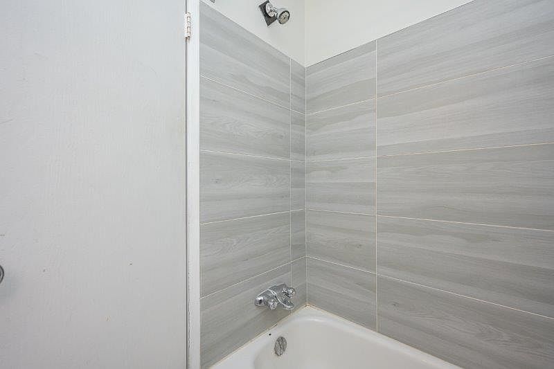 Calgary Townhouse for rent - 3 Bedrooms — photo 13