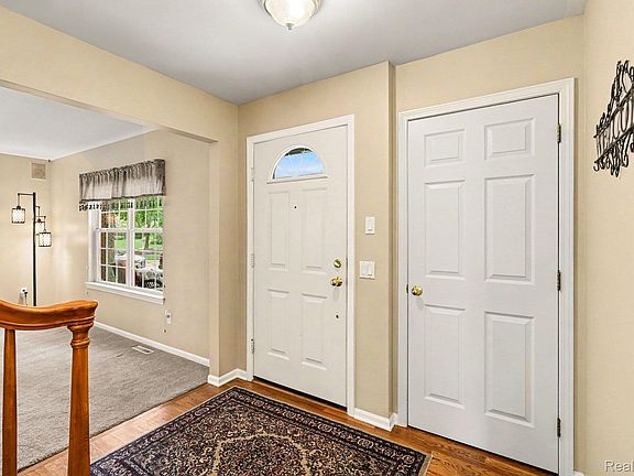 4th image of 6290 Waldon Woods Dr