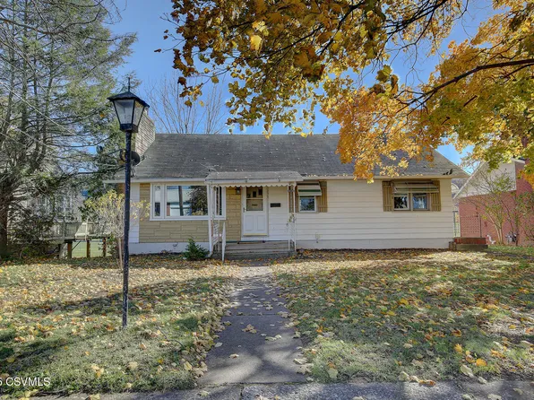 250 W 12th St, Bloomsburg, PA 17815