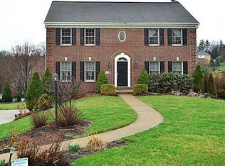 110 Oak Ridge Dr, Venetia, PA 15367