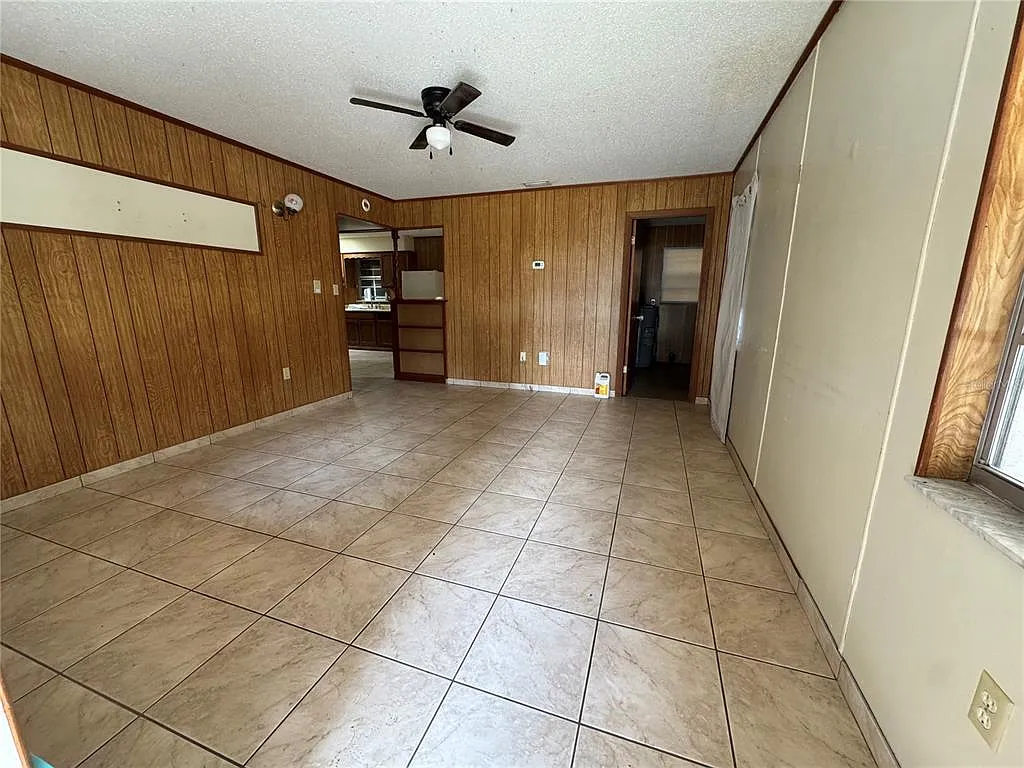 3 bed, 2.0 bath, 1254 sqft, $1,495 — Photo 4
