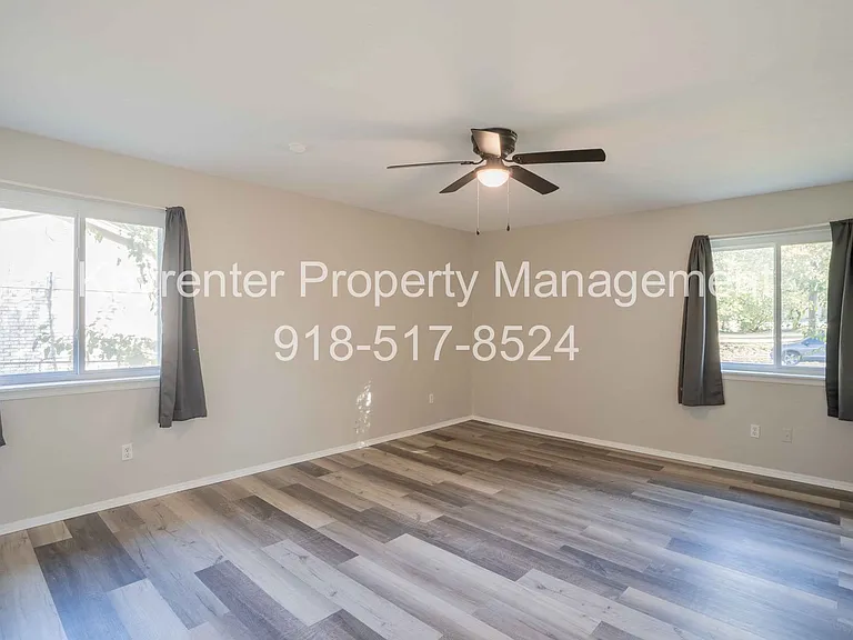 205 E Marshall St — Photo 13