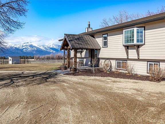 4th image of 878 S Sunset Bench Rd