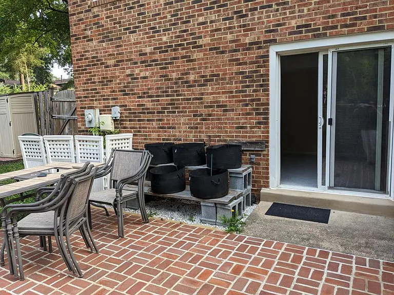 7479 Zanuck Ct — Photo 31