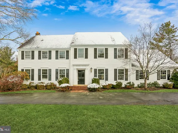 14717 Spring Meadows Dr, Germantown, MD 20874