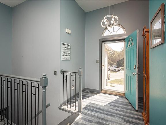 5th image of 1100 N Viking Ct