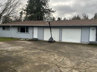 18820 SE Yamhill St, Portland, OR 97233