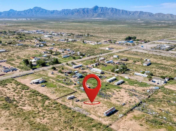 338 Paseo Real Dr, Chaparral, NM 88081