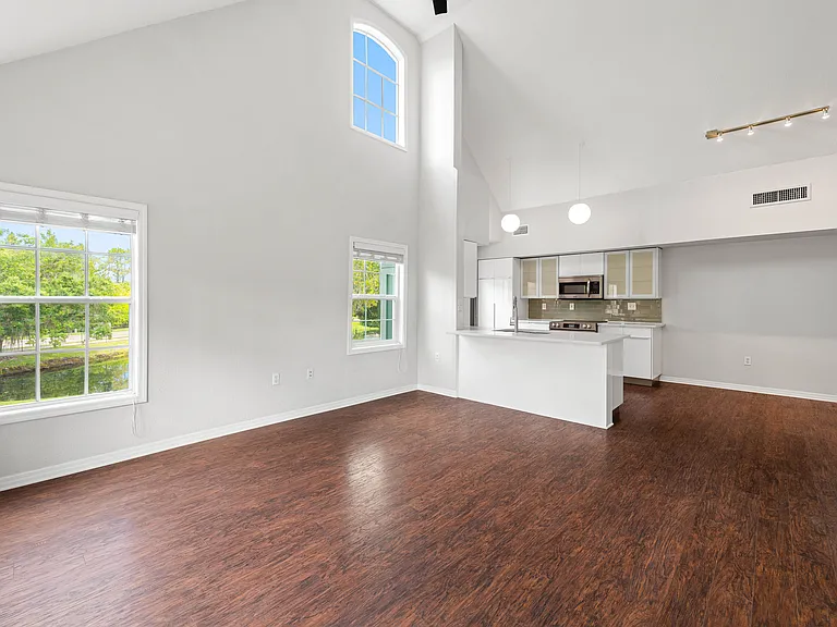 9412 Lake Chase Island Way — Photo 6