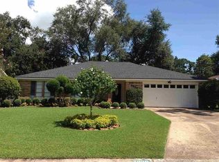 7020 Firethorn Dr, Beaumont, TX 77708