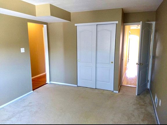4th image of 73 Dexter Ave Unit 1