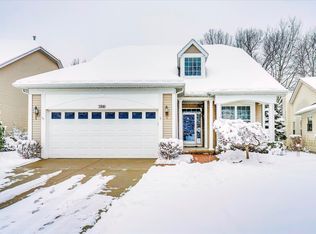 3940 Hillsdale Dr, Auburn Hills, MI